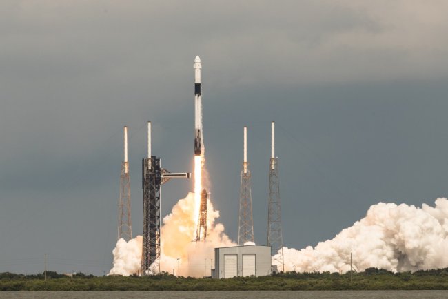 SpaceX gets a green light to more than double its Florida launches